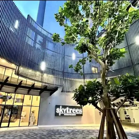 Sky Trees Serviced Apartment Bukit Indah Johor Johor Bahru Exterior photo