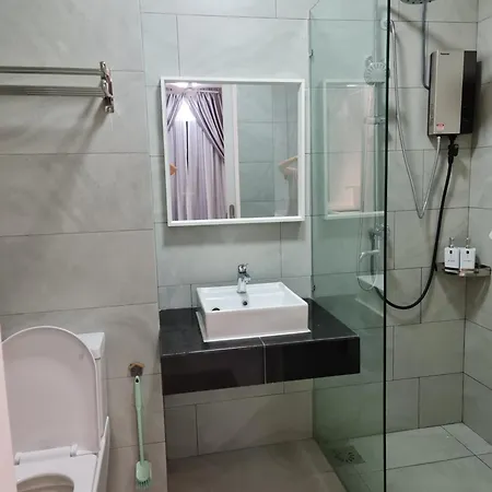 Sky Trees Serviced Apartment Bukit Indah Johor Johor Bahru Exterior photo